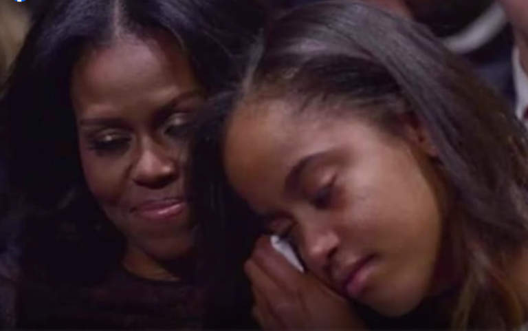 Michelle Obama arrives at Chicago event